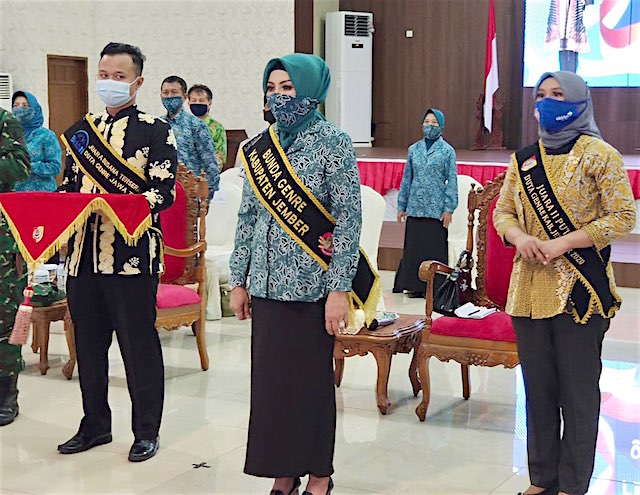 Hj Kasih Fajarini Dikukuhkan Menjadi Bunda GenRe Kabupaten Jember